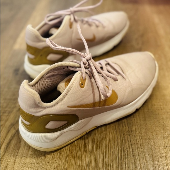 Nike Women's Pink and Gold Running Shoes - Picture 9 of 9